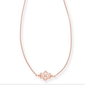 Kendra Scott Jewelry - Kendra Scott Riley necklace Kendra Scott Jewelry - Kendra Scott Riley necklace